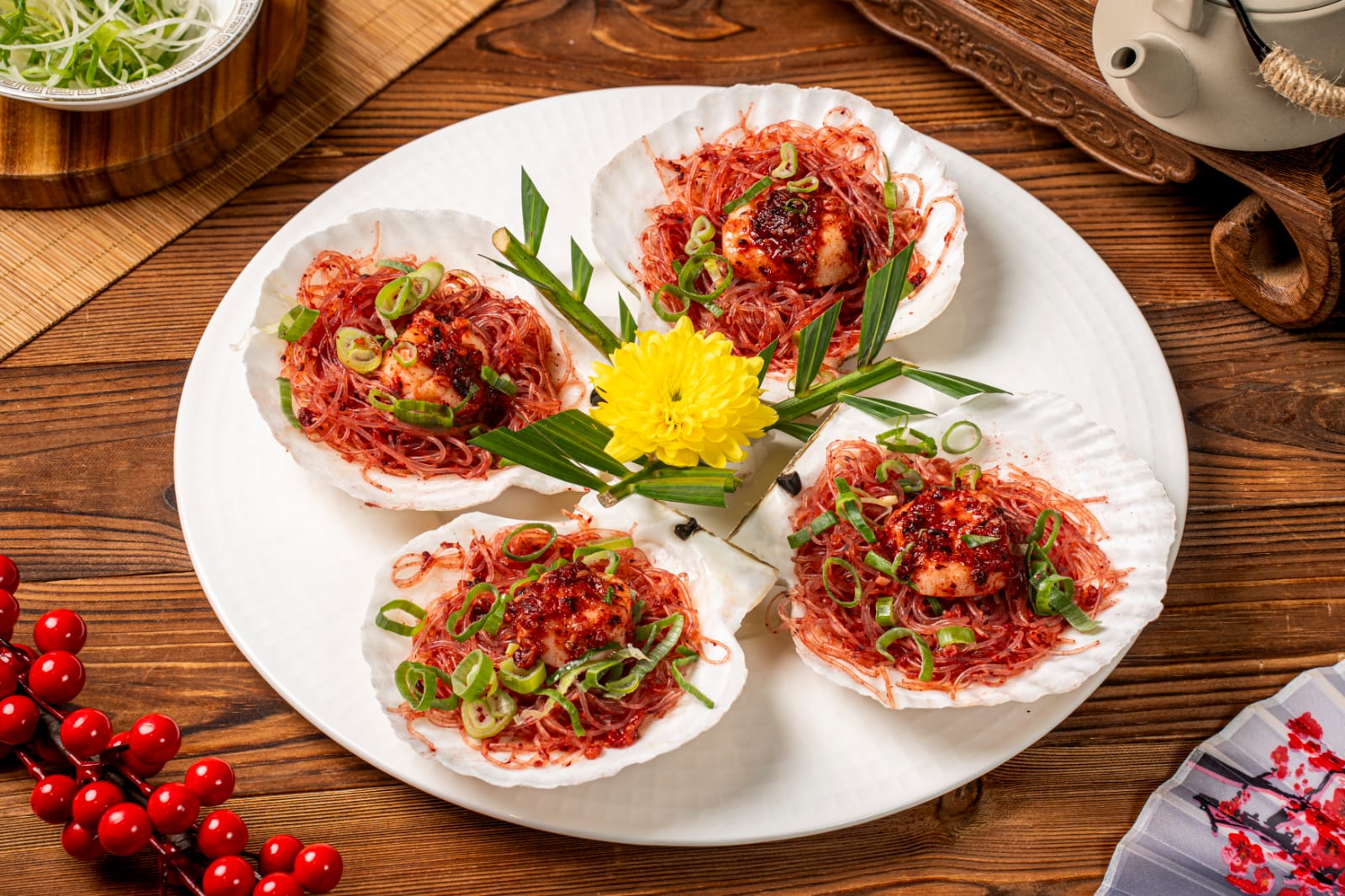 Steamed Scallop w/Wine Sauce & Vermicelli