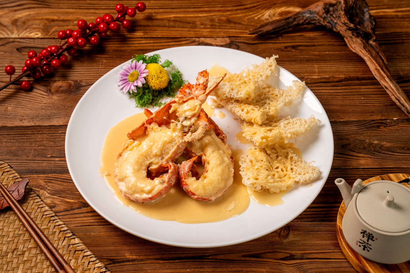 Baked Lobster w/Cheese & Crispy Vermicelli